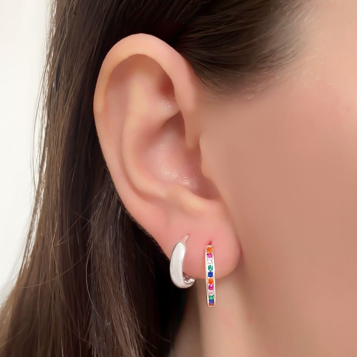 Duo de Argolas Zirconias Coloridas e Lisa Banhado a Prata Prata 2