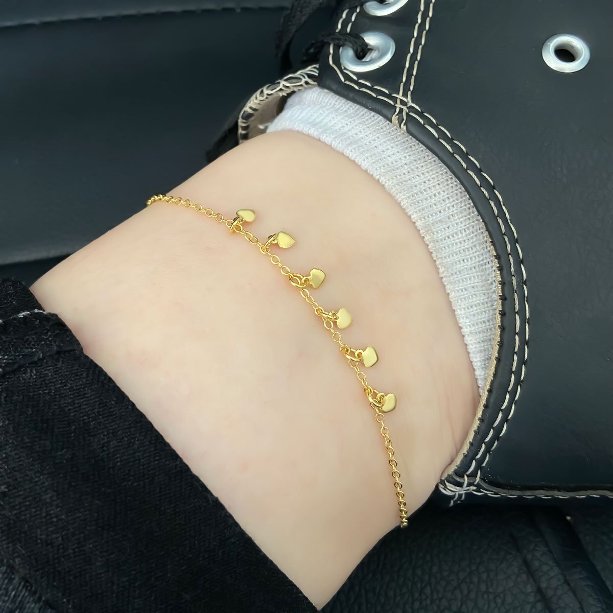 Tornozeleira Coracoes Lisos Banhada a Ouro 18k Dourado 2