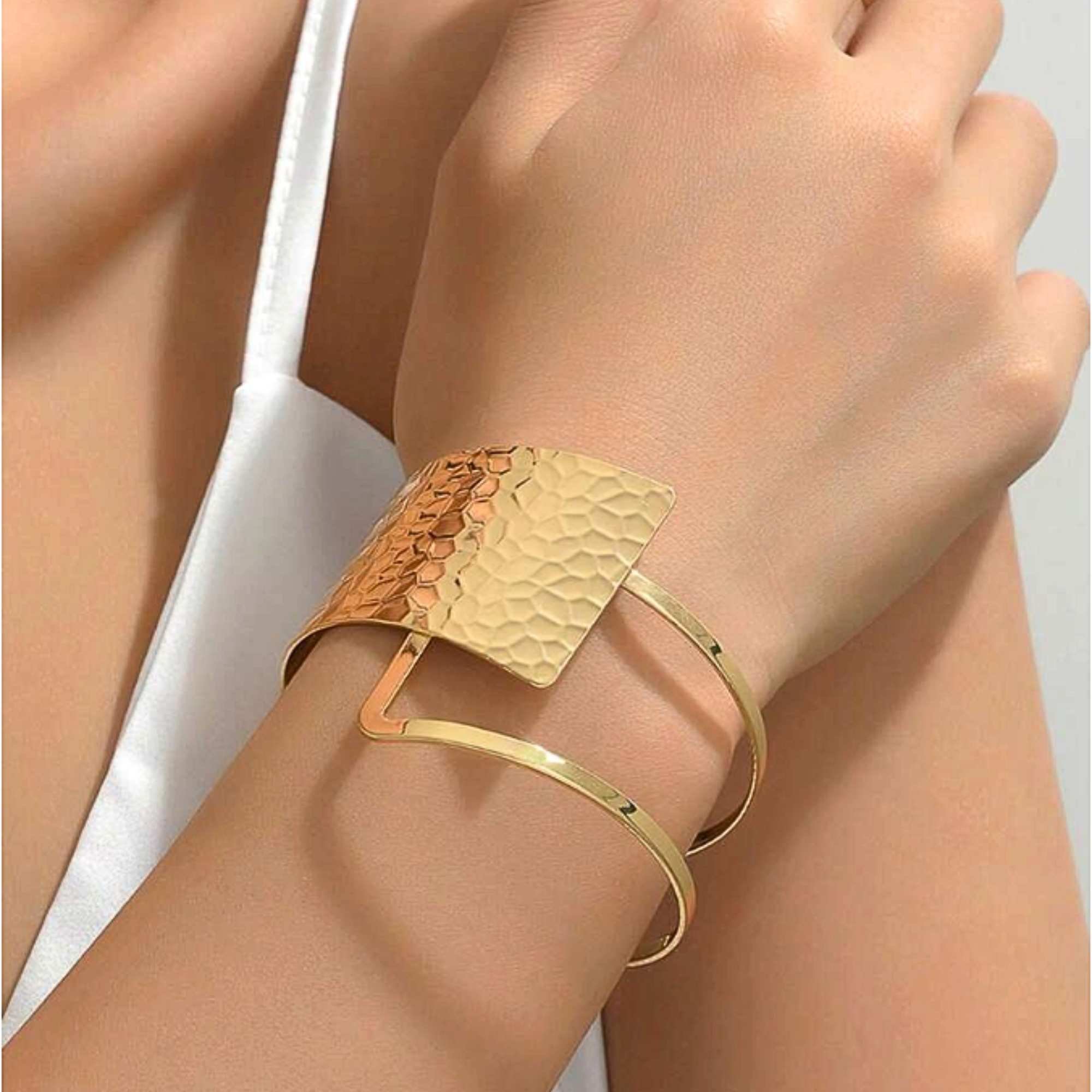 Bracelete Geométrico -  Banhado em Ouro 18k Dourado 3