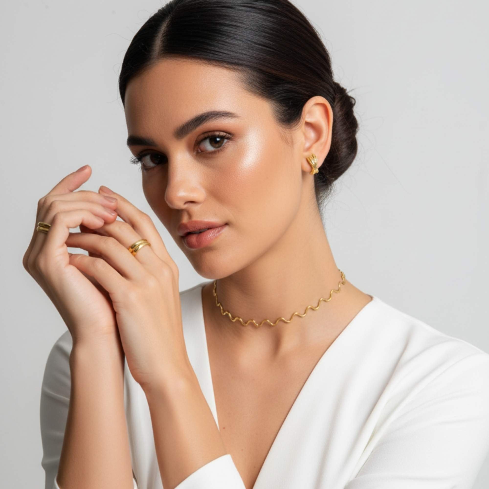 Colar Chocker Curva - Banhado em Ouro 18k Dourado 2