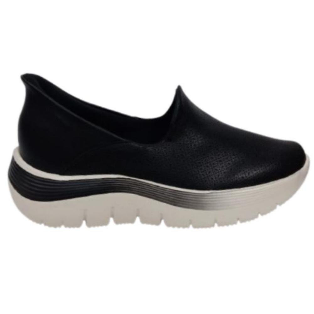 Cor Preto/Off White