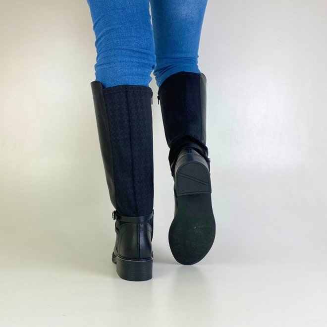 Bota Comfortflex em Couro Bovino Preto Cano Longo Feminina
