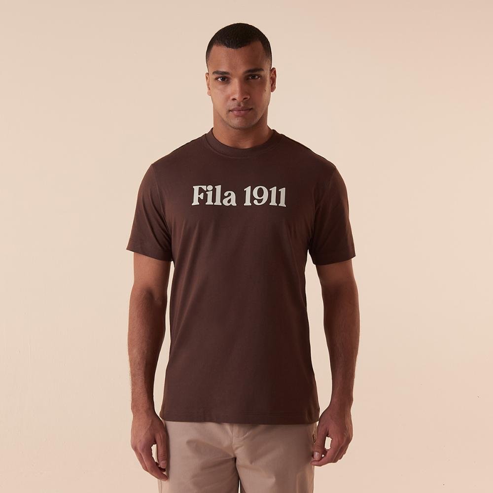 Camiseta Fila Comfort 1911 Masculina Marrom 1