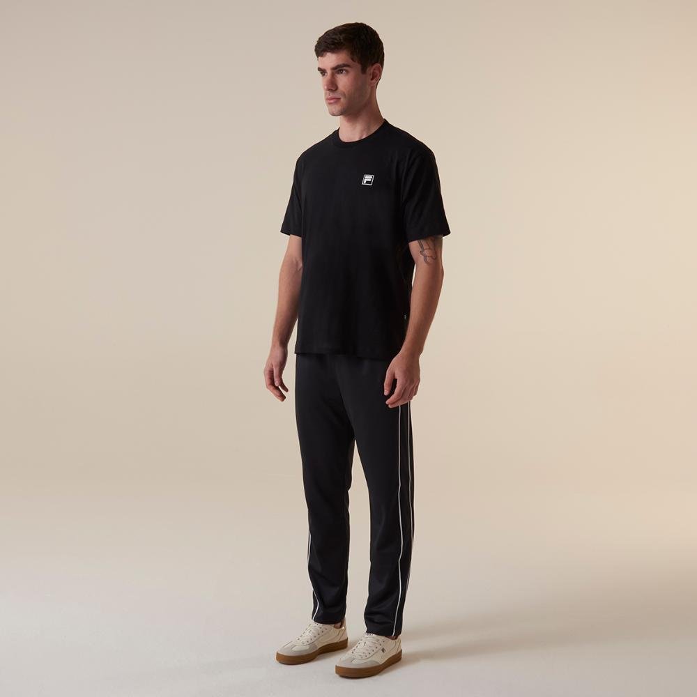 Camiseta Fila Comfort Classic Masculina Preto 3