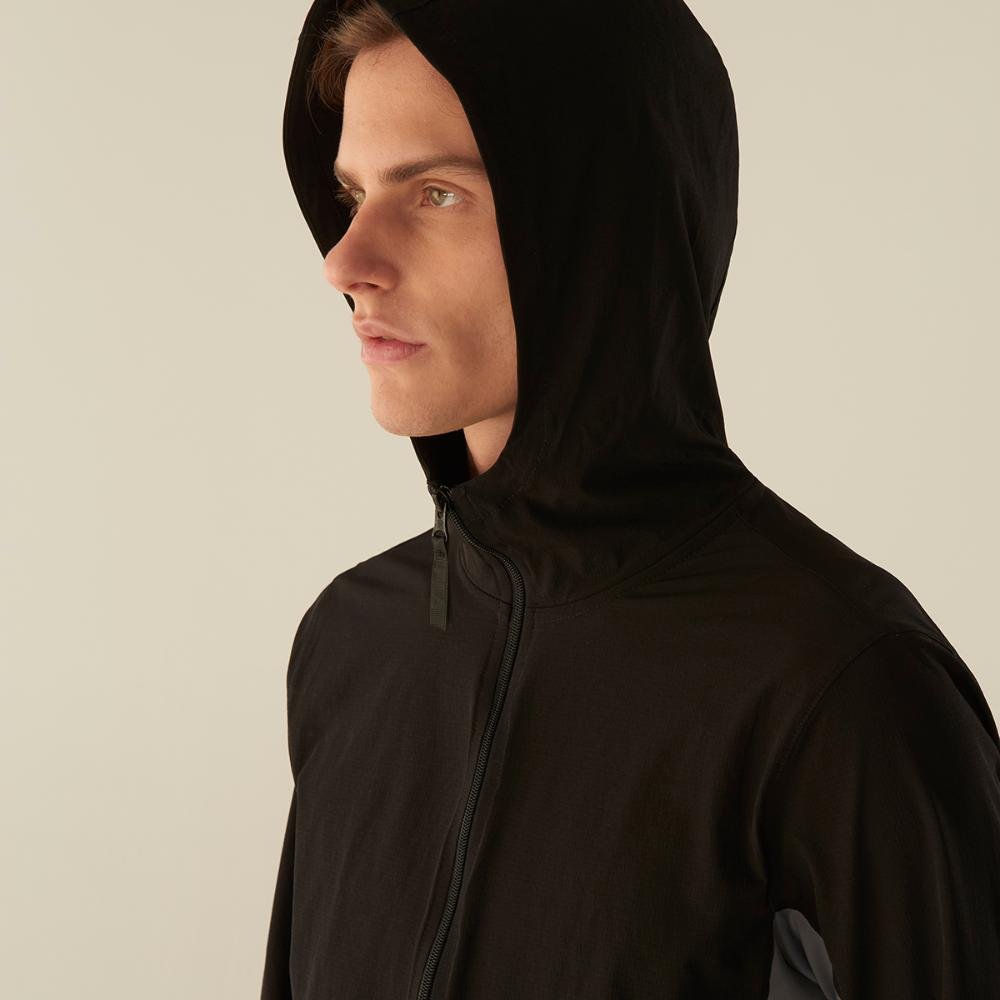 Jaqueta Fila Adaptable Future Sports Masculina Preto 4