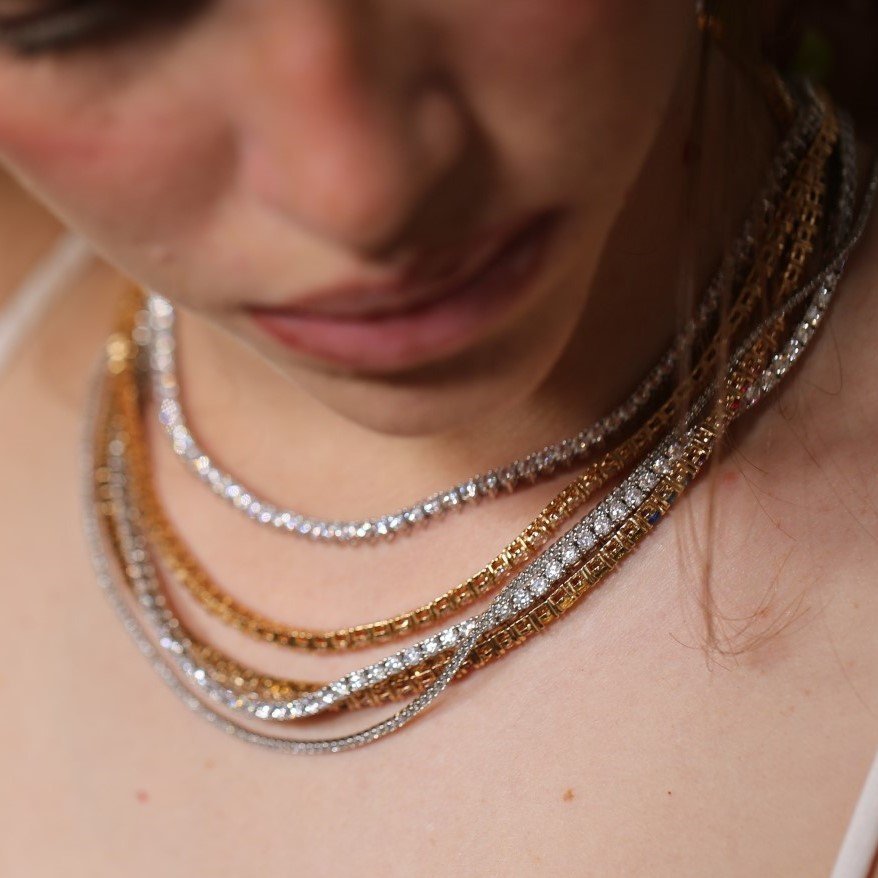 Colar Riviera Prata Brilhante com Zircônias Brancas Banhado a Ródio Branco Ania Store Isis Cinza 5