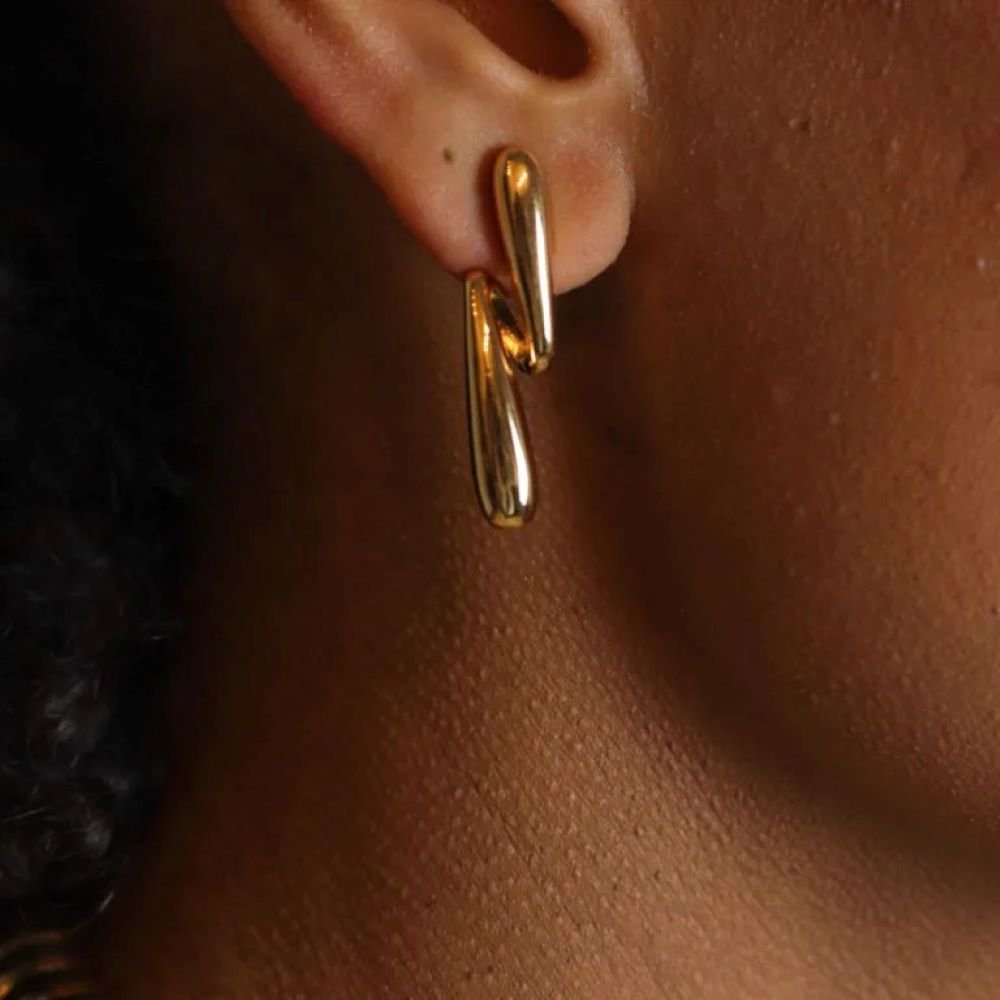 Brinco Gotas Duplas Semijoia Banhado a Ouro 18K Ania Store Dourado 2