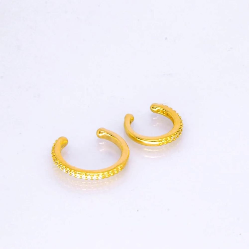 Piercing Argola Cravejado PP Zircônias Banhado a Ouro 18K Ania Store