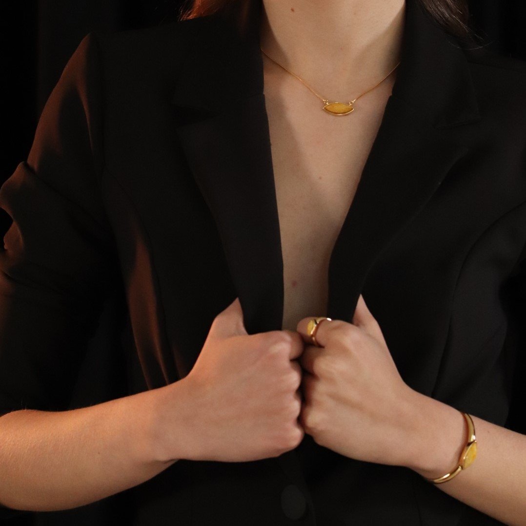 Bracelete Ajustável Pedra Natural Semijoia Banhado a Ouro 18k Anastasia Dourado 4