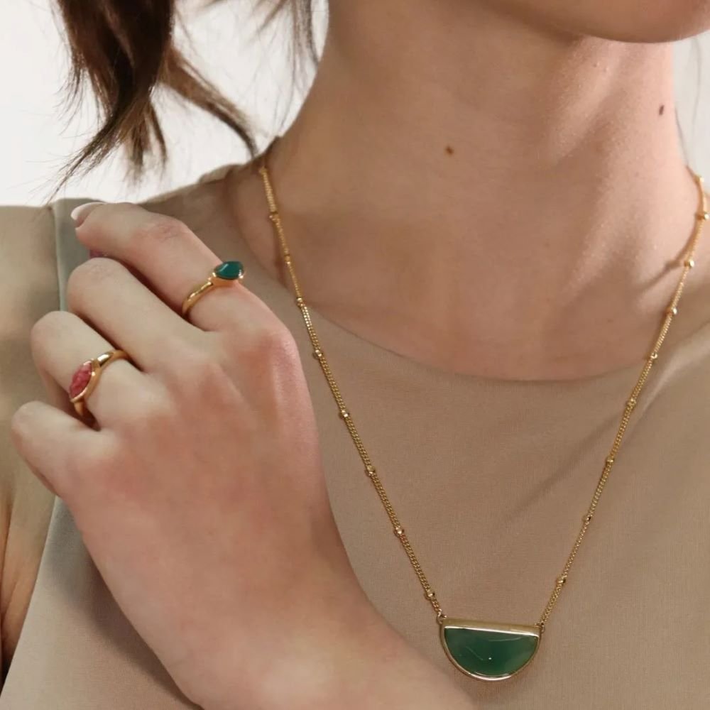 Colar Meia Lua Pedra Natural Ametista Semijoia Banhado a Ouro 18k Ania Store Dourado 2