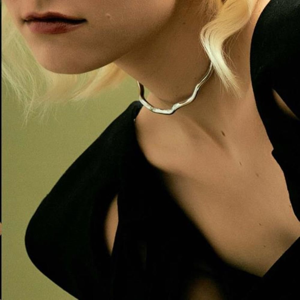 Colar Choker Aro Ondulado Semijoia Banhado a Ródio Branco Ania Store Prata 2