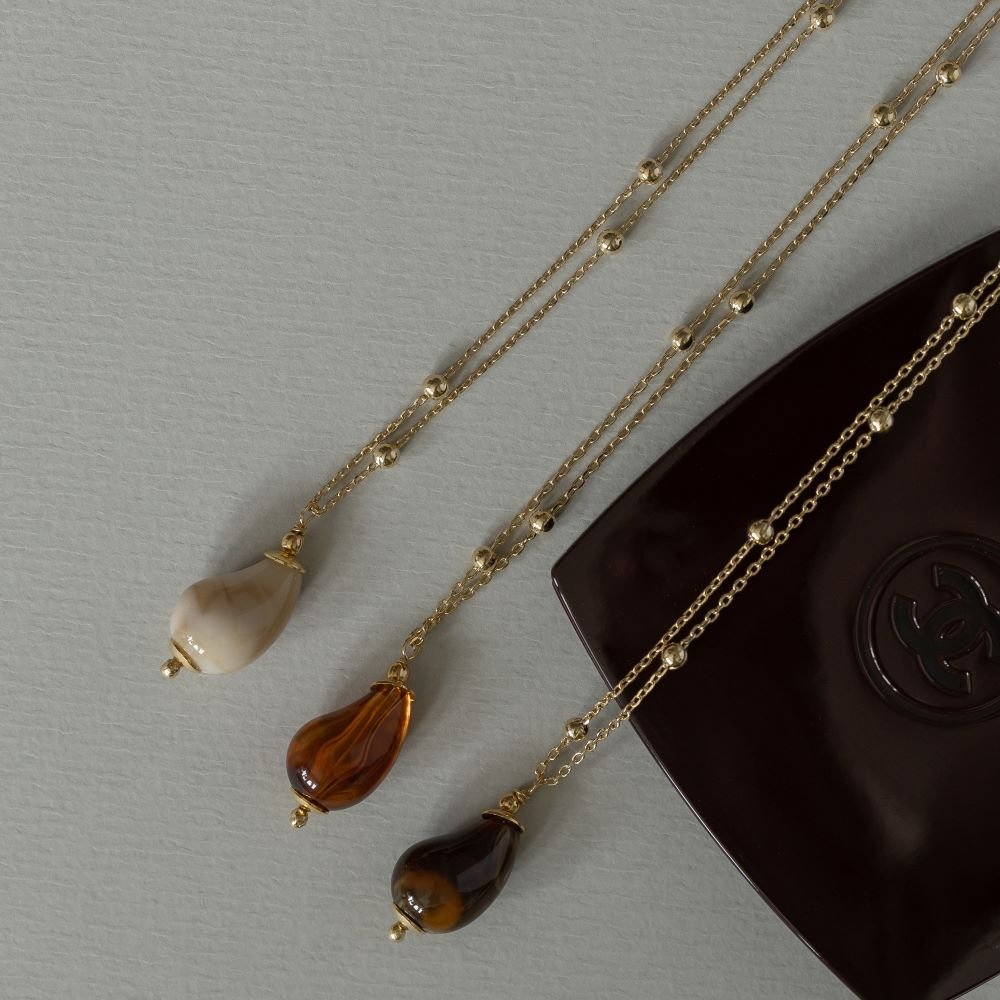 Colar com Bolinhas Pingente Orgânico Cor Âmbar Semijoia Banhado a Ouro Ania Store Dourado 3