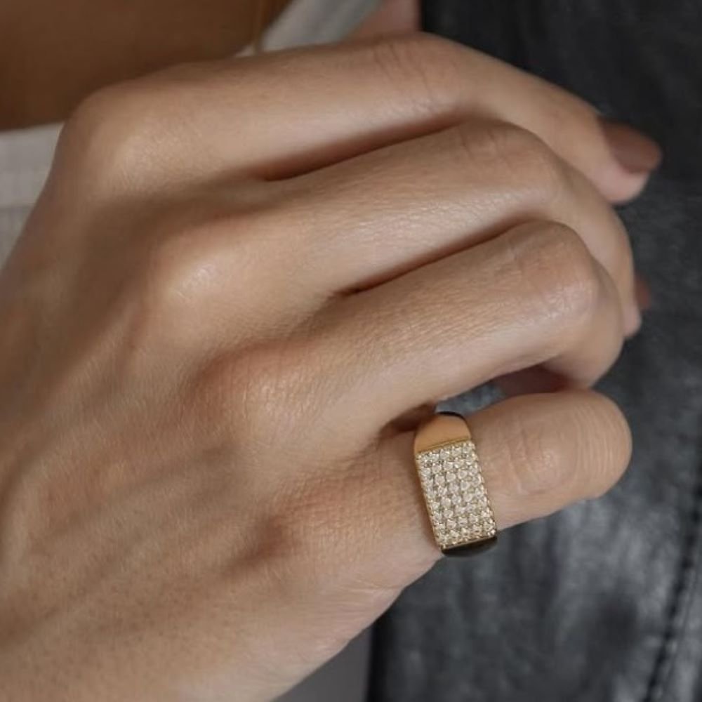 Anel Mindinho Regulável Quadrado Cravejado Semijoia Banhado a Ouro Ania Store Dourado 2