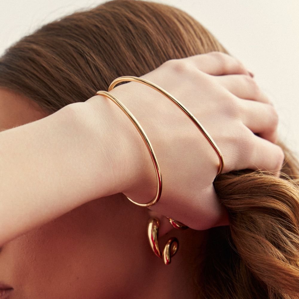 Bracelete de Mão Curvo Semijoia Banhado a Ouro 18K Ania Store Dourado 2