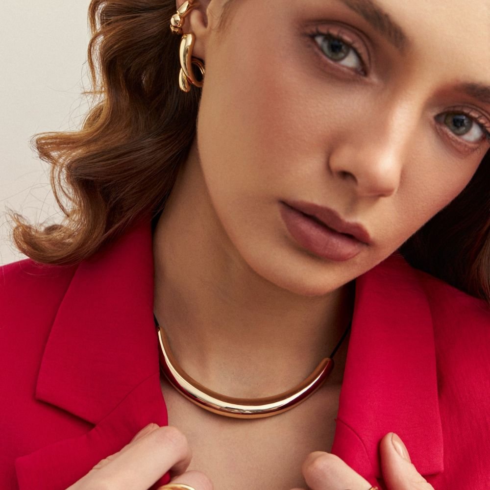 Colar Fio Encerado Preto e Detalhe Semijoia Banhado a Ouro 18K Ania Store Dourado 2