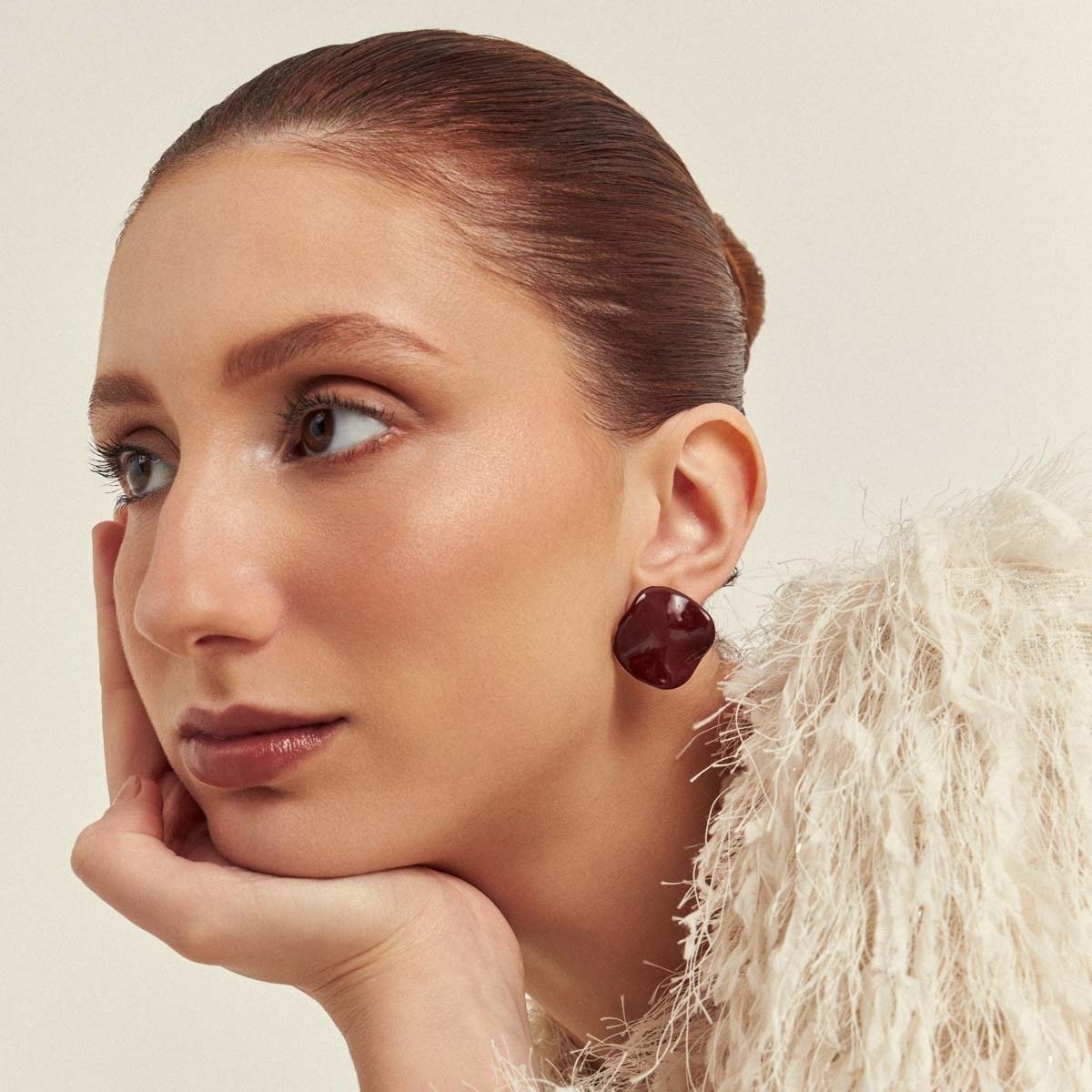 Brinco Orgânico Circular Esmaltado Marrom Semijoia Banhado a Ouro 18K Ania Store Dourado 2