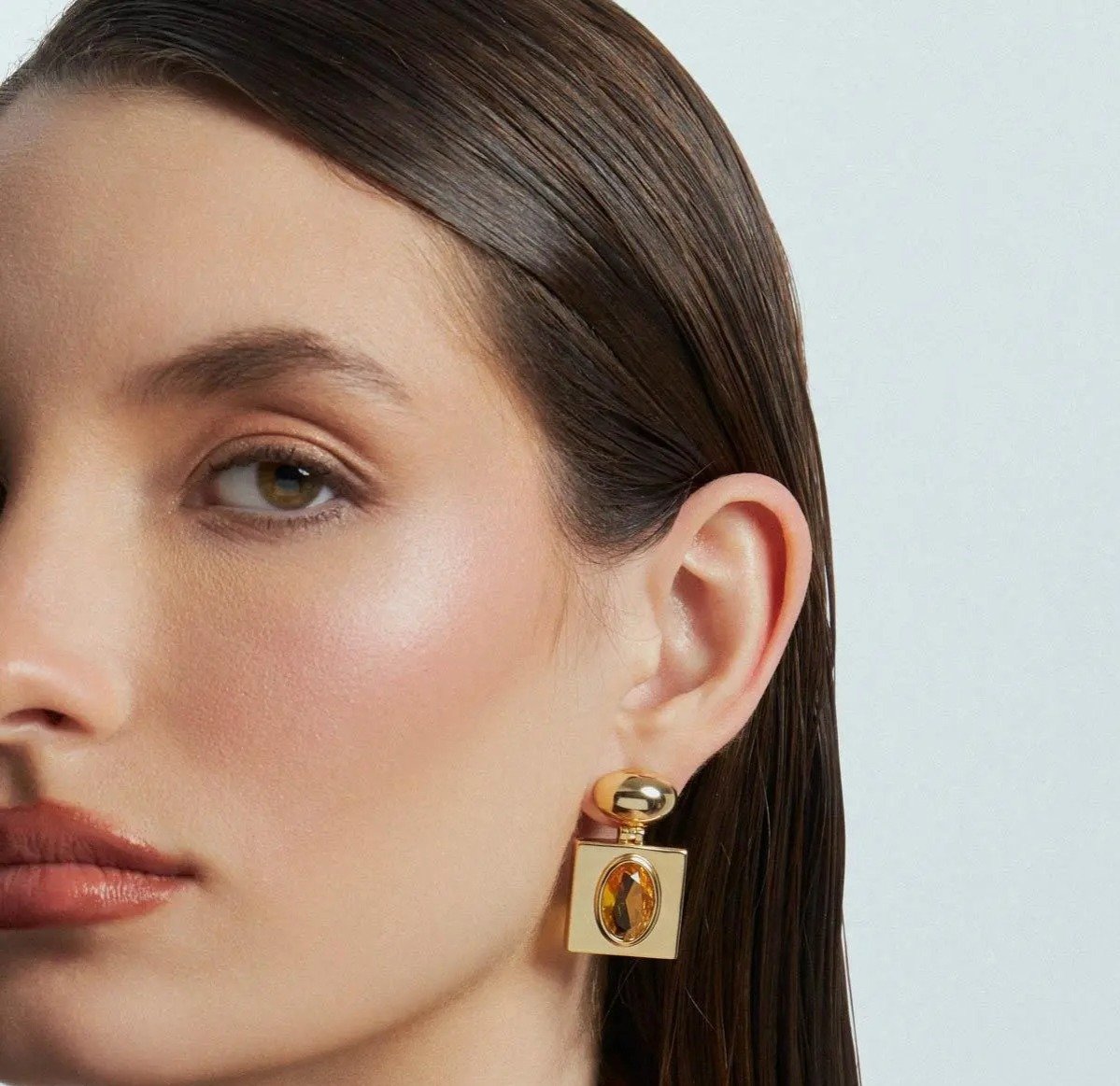 Brinco Pendente Quadrado com Cristal Citrino Semijoia Banhada a Ouro 18K Ania Store Dourado 2