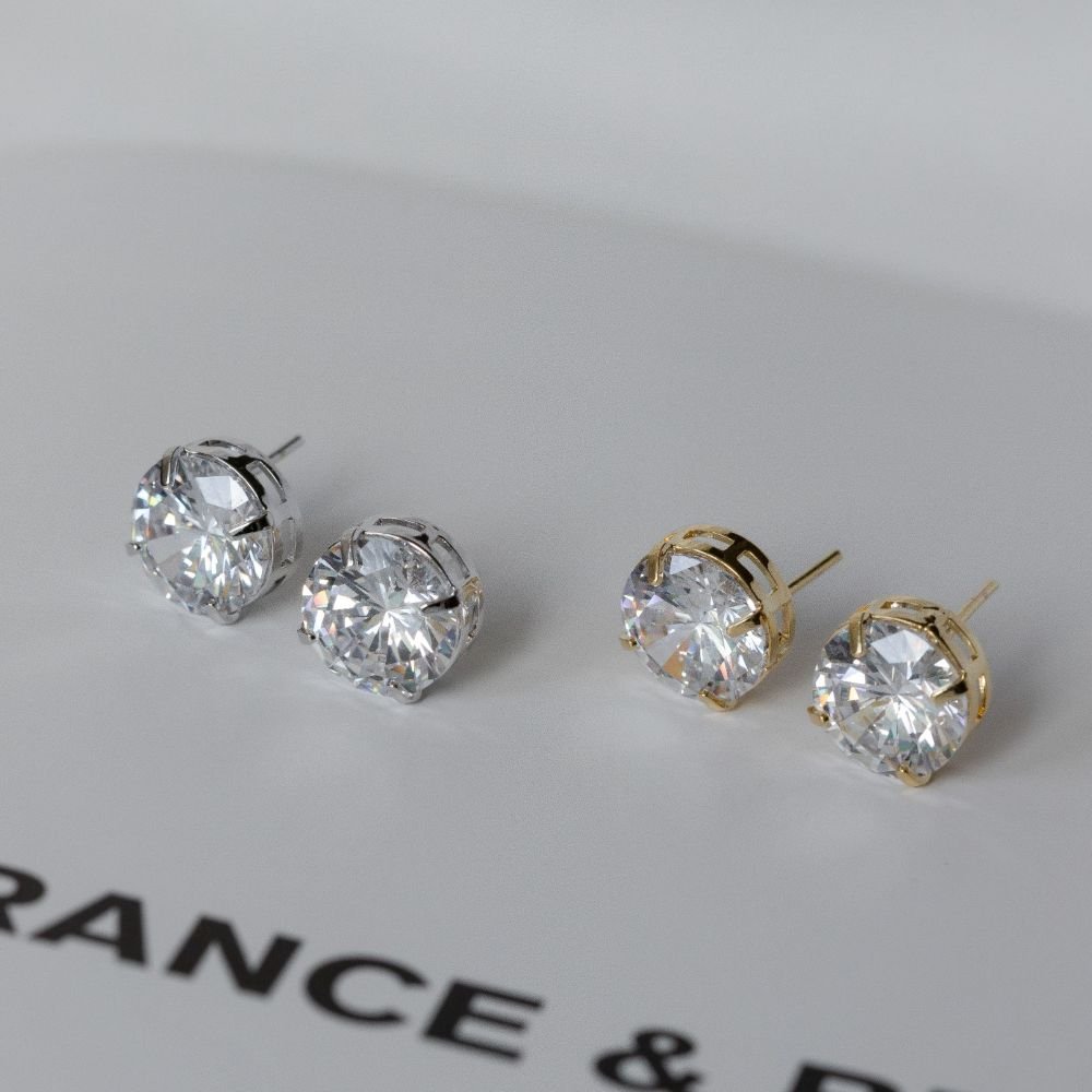 Brinco Ponto de Luz Prata Semijoia Banhada a Ouro 18K Ania Store Prata 3