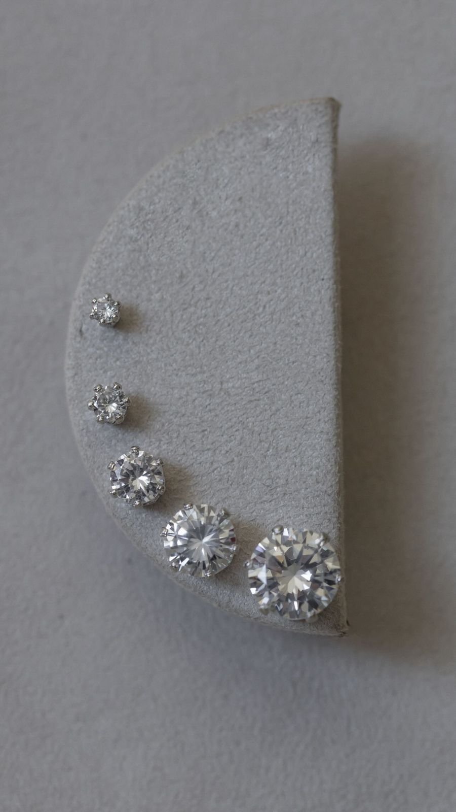 Brinco Ponto de Luz Prata Semijoia Banhada a Ouro 18K Ania Store Prata 4