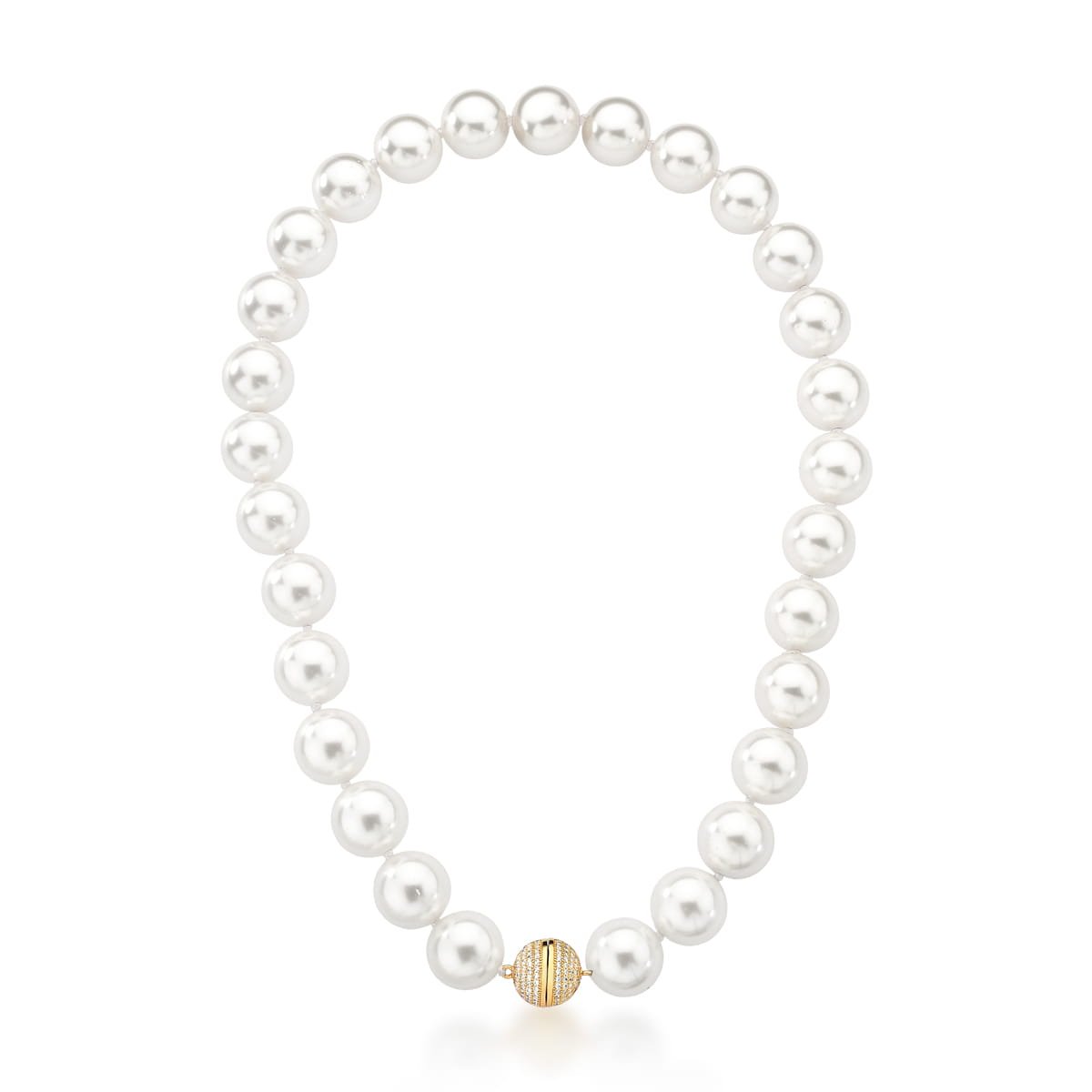 Colar em Pérolas Shell e Fecho Íma Cravejado Semijoia Banhada a Ouro 18K Ania Store