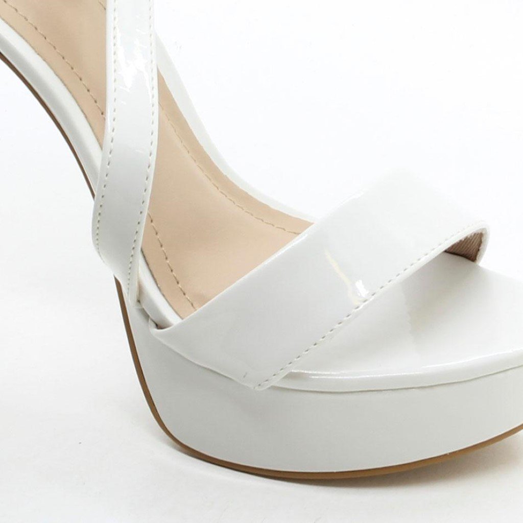 Sandália Salto Fino Verniz Preto 9