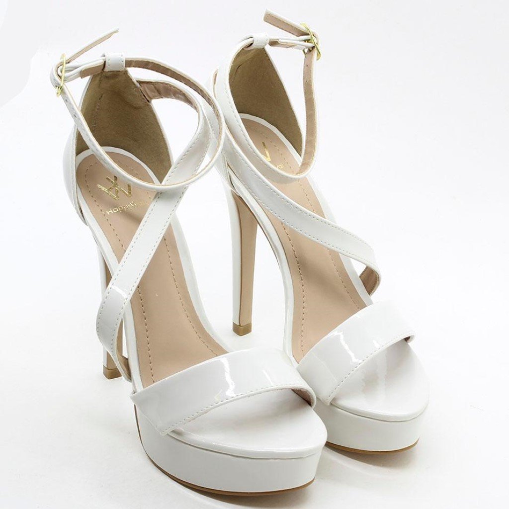 Sandália Salto Fino Verniz Preto 10