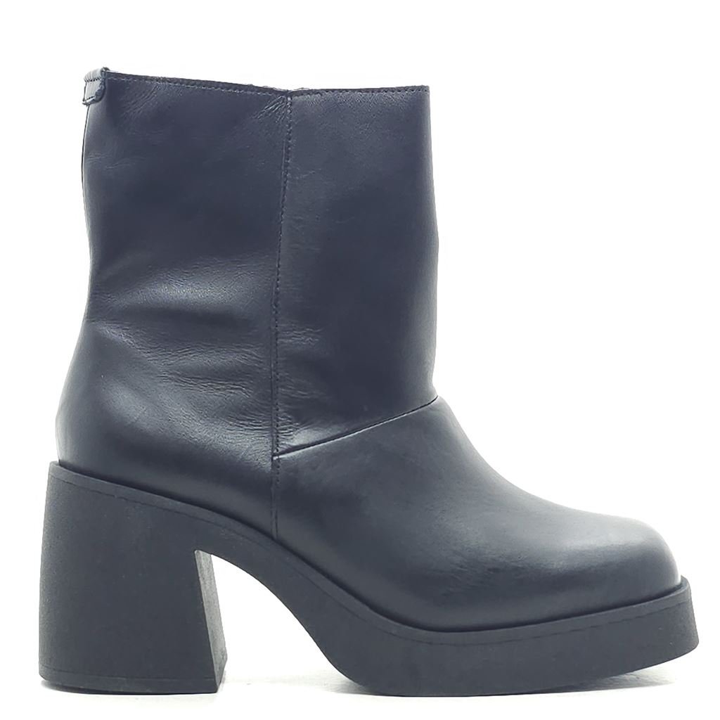 Bota Cano Médio Salto Bloco Couro Preto 2