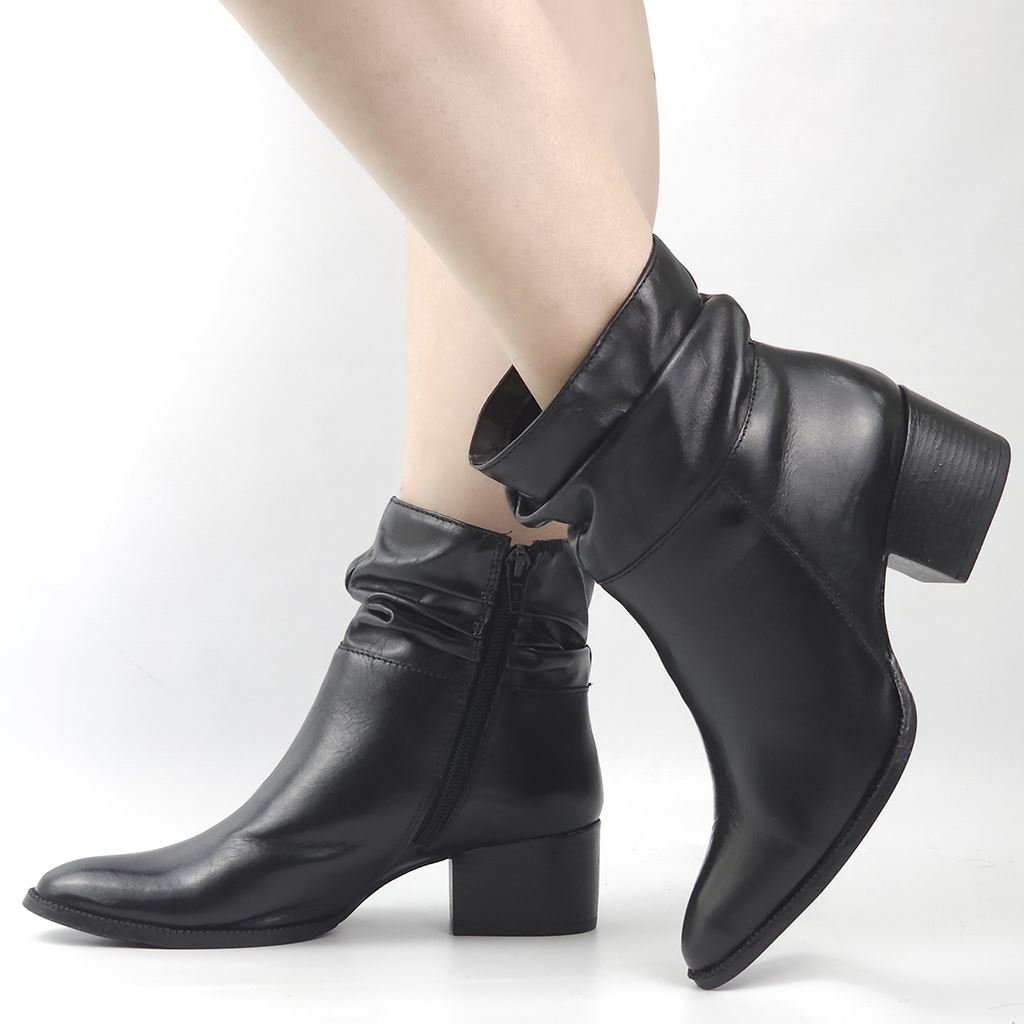 Bota Cano Baixo Enrrugada Preto 1