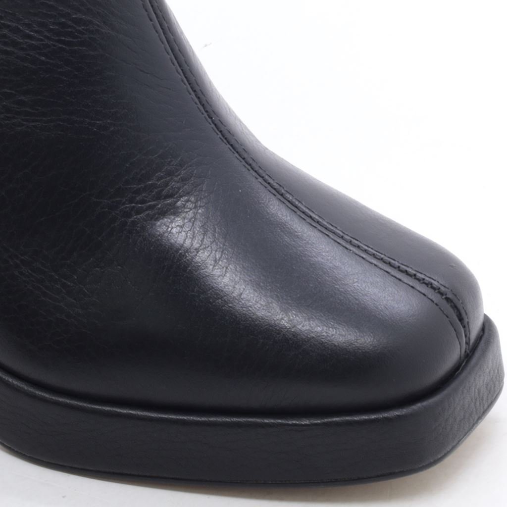 Bota Cano Baixo Salto Bloco Preto 5