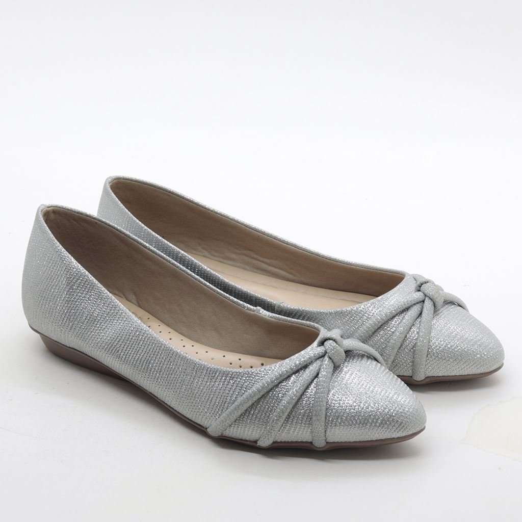 Sapatilha Bico Fino Metalizada Prata 3