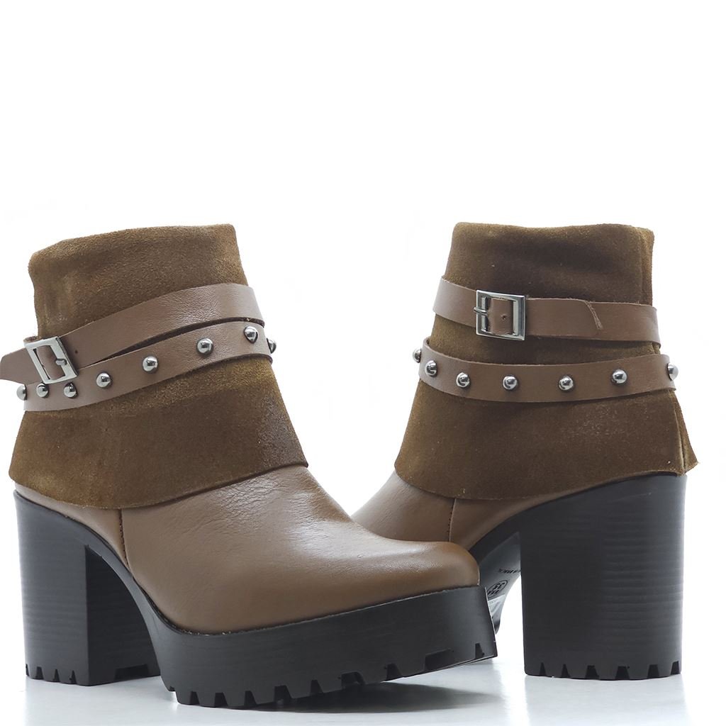 Bota Cano Baixo Fivela Detalhe Marrom 3