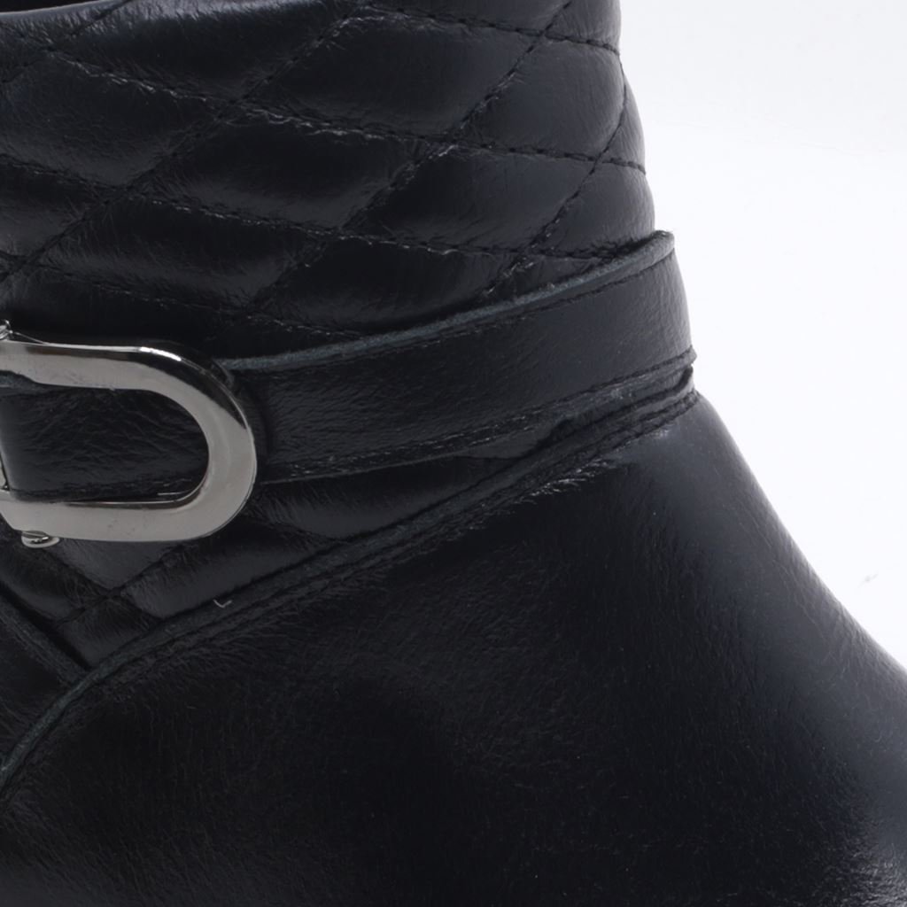 Bota Cano Baixo Matelassê Preto 4