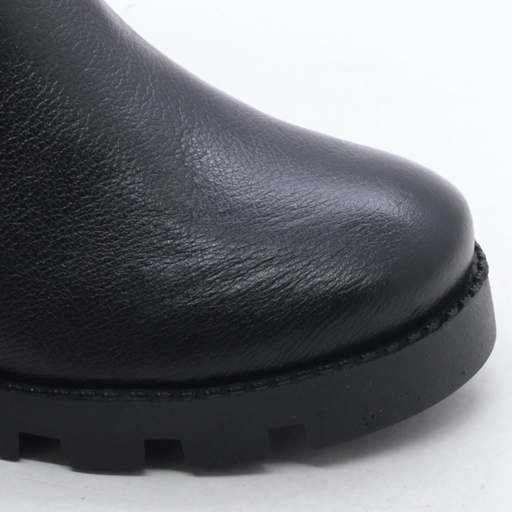 Bota Cano Baixo Couro Fivelas Preto 4