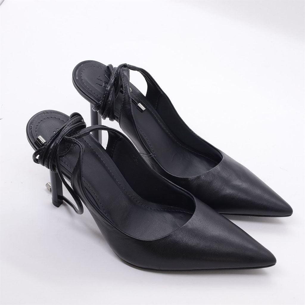 Scarpin Salto Fino Amarração Preto 5