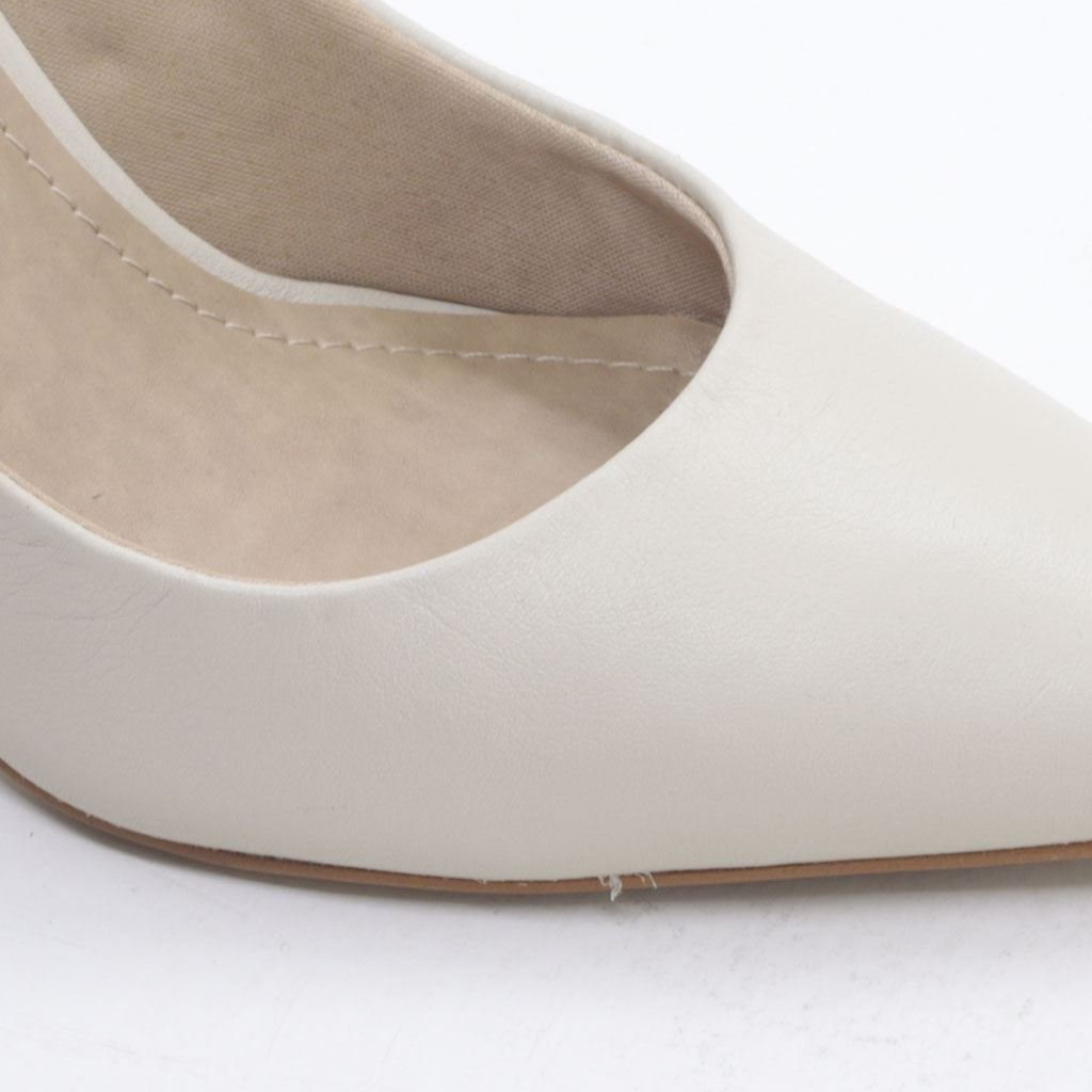 Scarpin Salto Fino Amarração Branco 5