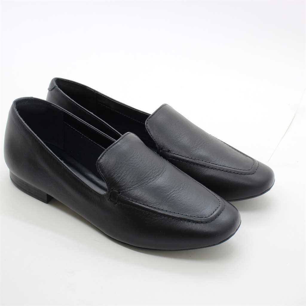 Sapatilha Mocassim Couro Preto 2