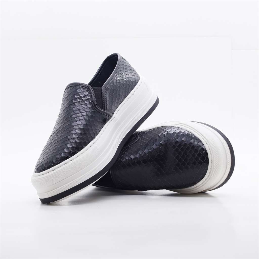 Tênis Slip On Snake Couro Preto 4