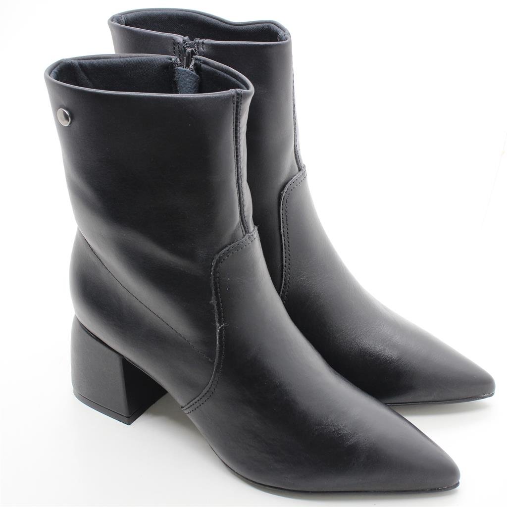 Bota Cano Baixo Bico Fino Couro Preto 4