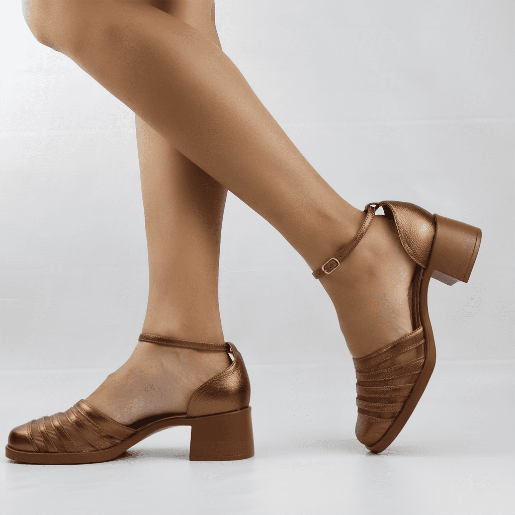 Sandália Salto Bloco Tela Marrom 1