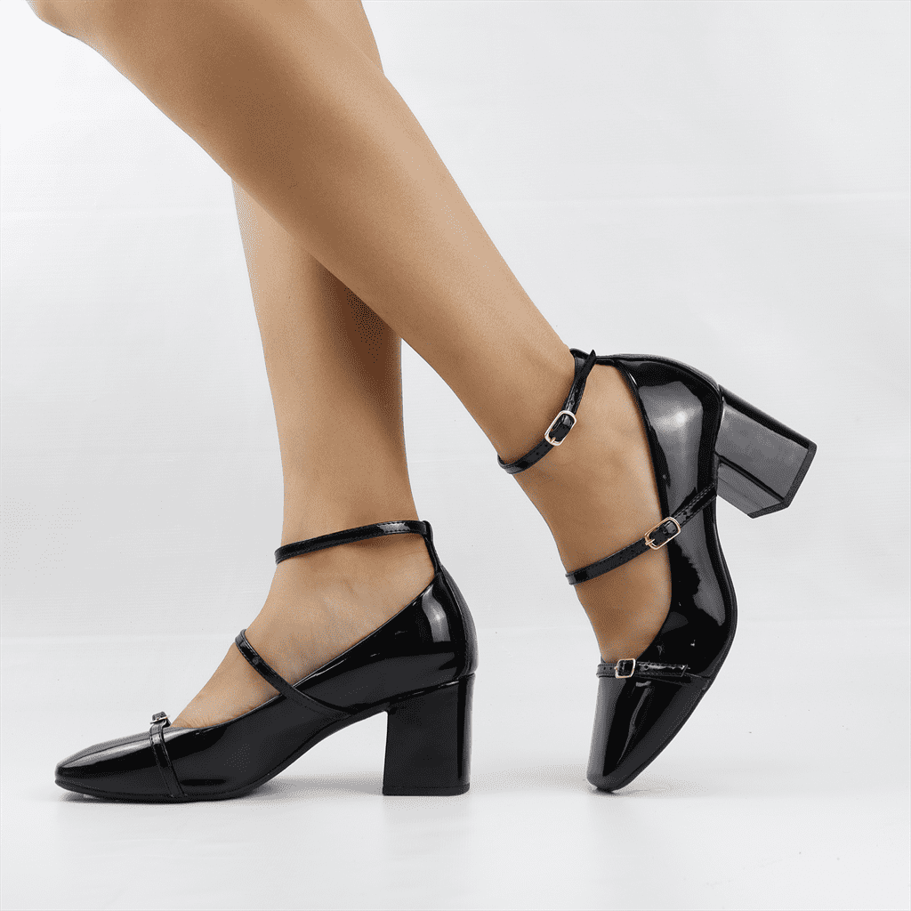 Scarpin Boneca Fivela
