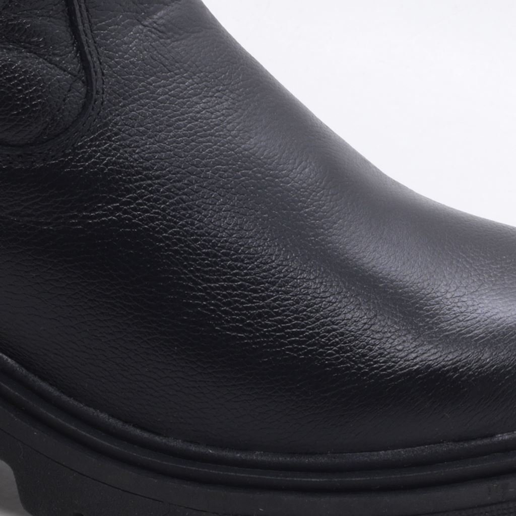 Bota Cano Longo Matelassê Preto 5