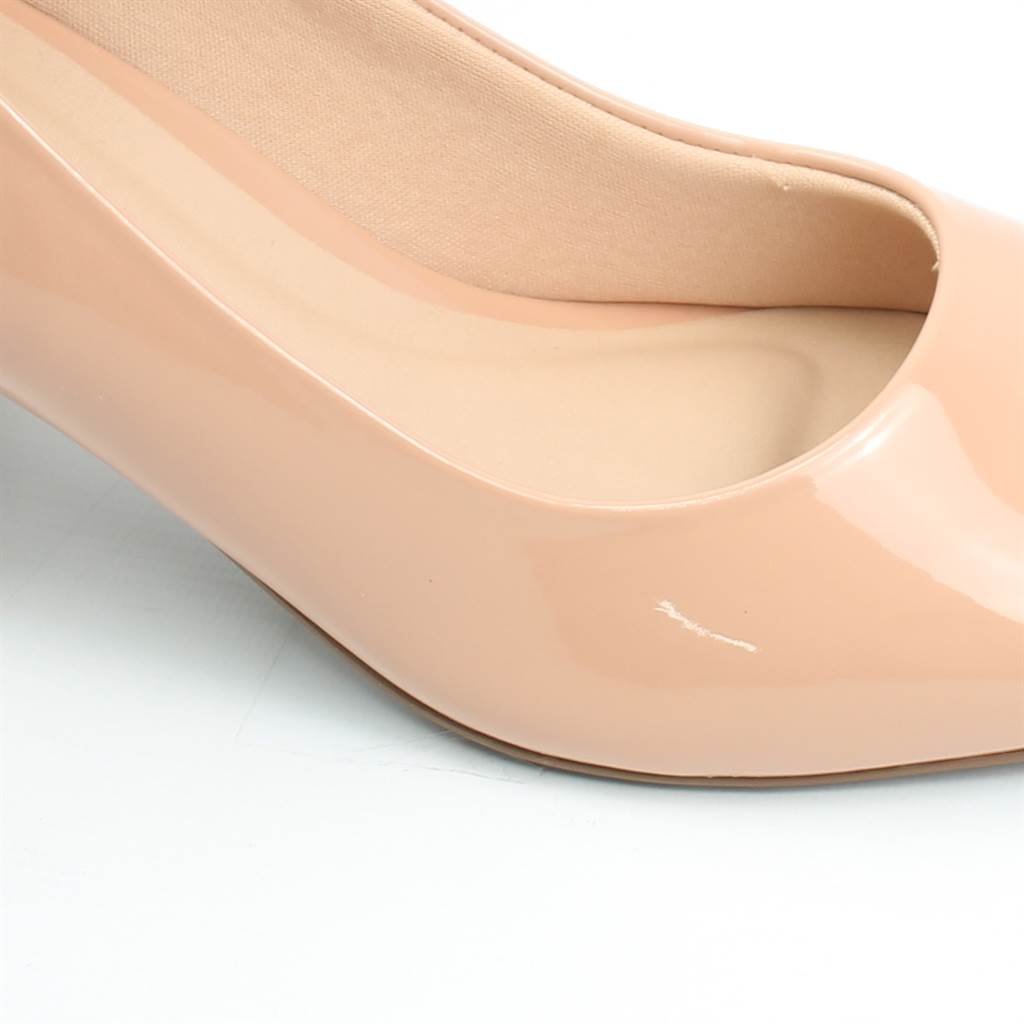 Scarpin Salto Bloco Verniz Bege 3