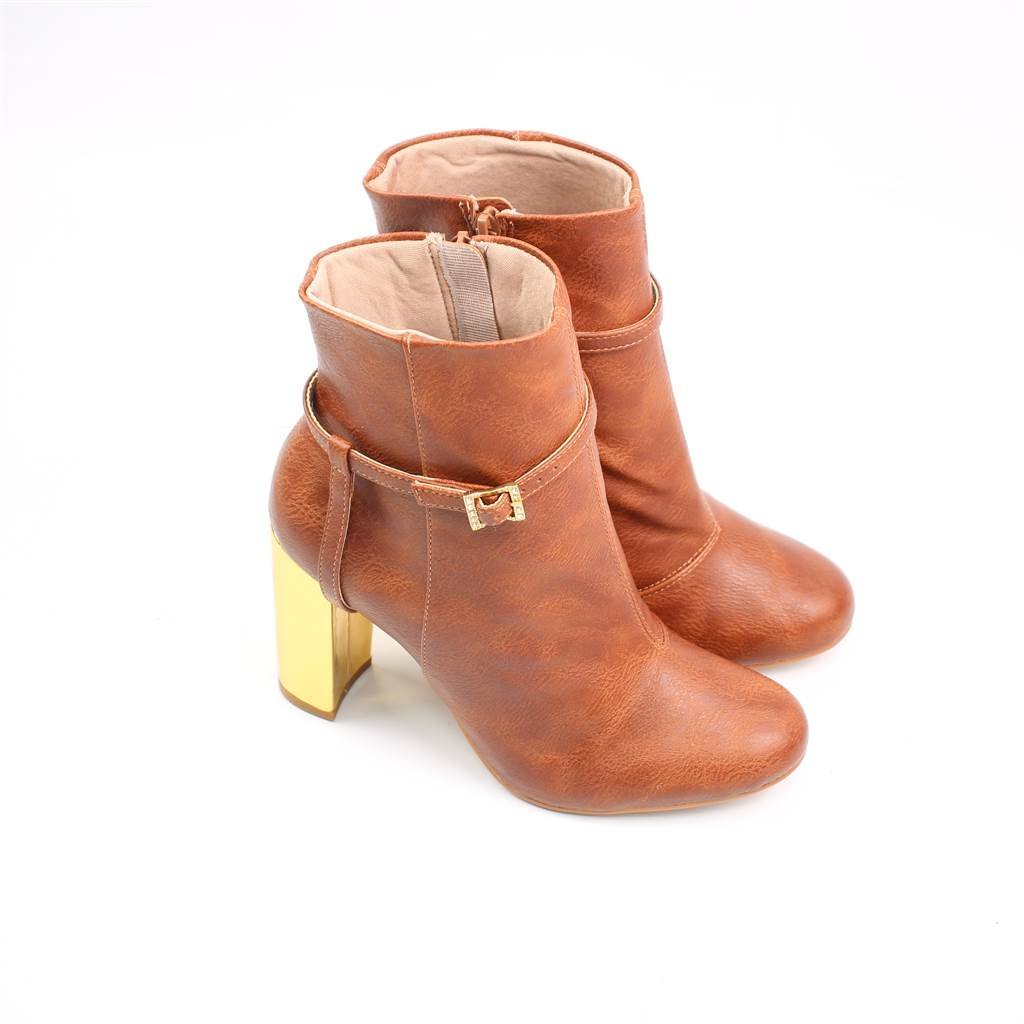 Bota Cano Baixo Salto Bloco Marrom 2