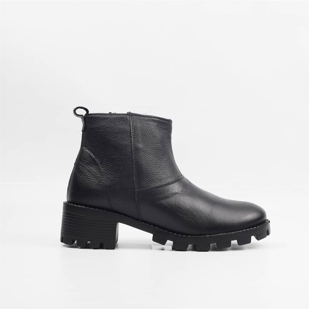 Bota Cano Baixo Couro Preto 4