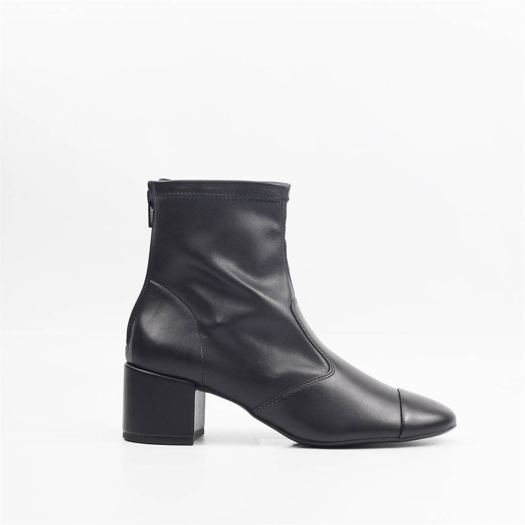Bota Cano Baixo Strech Preto 5