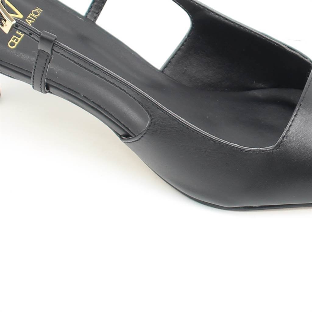 Scarpin Salto Fino Slingback Preto 4