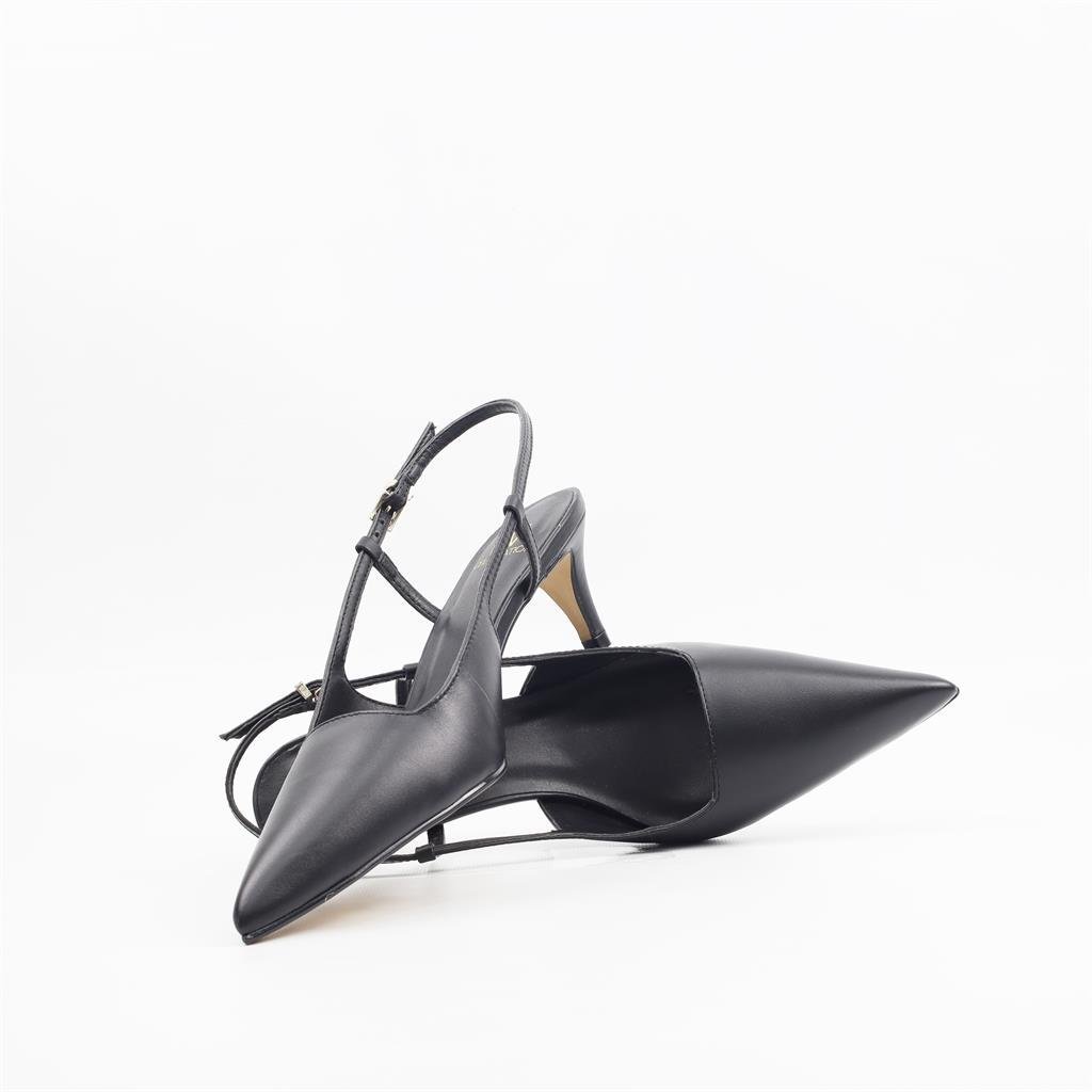 Scarpin Salto Fino Slingback Preto 4