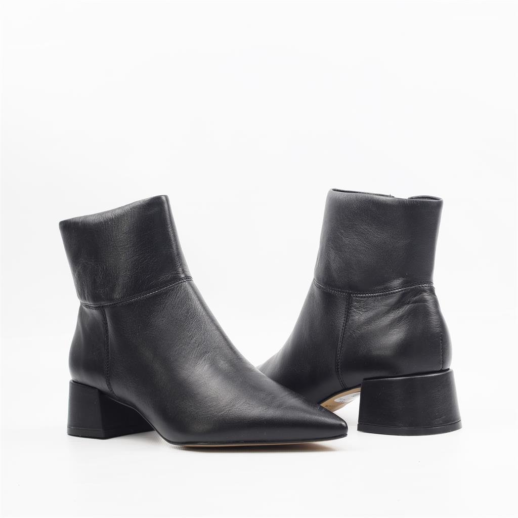 Bota Salto Bloco Cano Baixo Preto 4