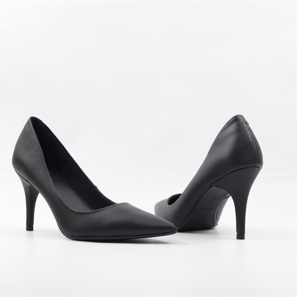 Scarpin Salto Fino Classic Preto 4