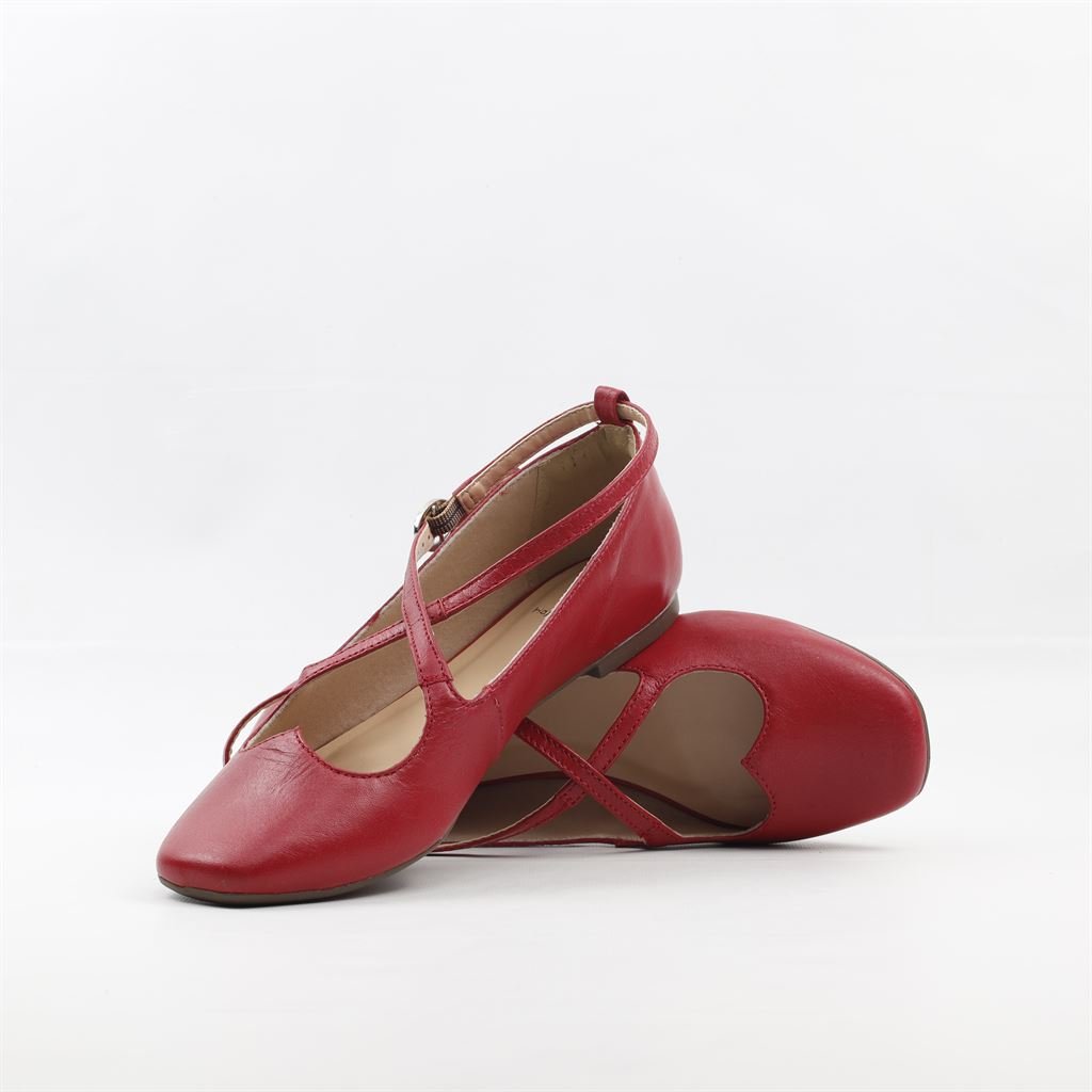 Sapatilha Couro Fivela Enfeite Vermelho 5